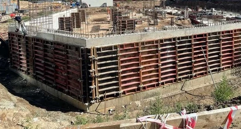 Опалубка для стен